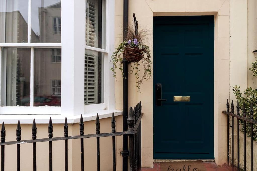 Regency Grade II Listed Townhouse By Centre And Beach Hove Buitenkant foto